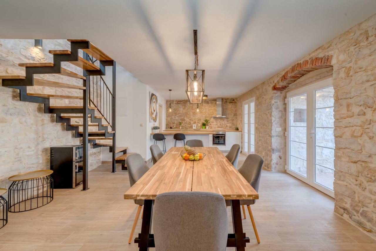 Holiday Home Rocca Супетар Екстериор снимка