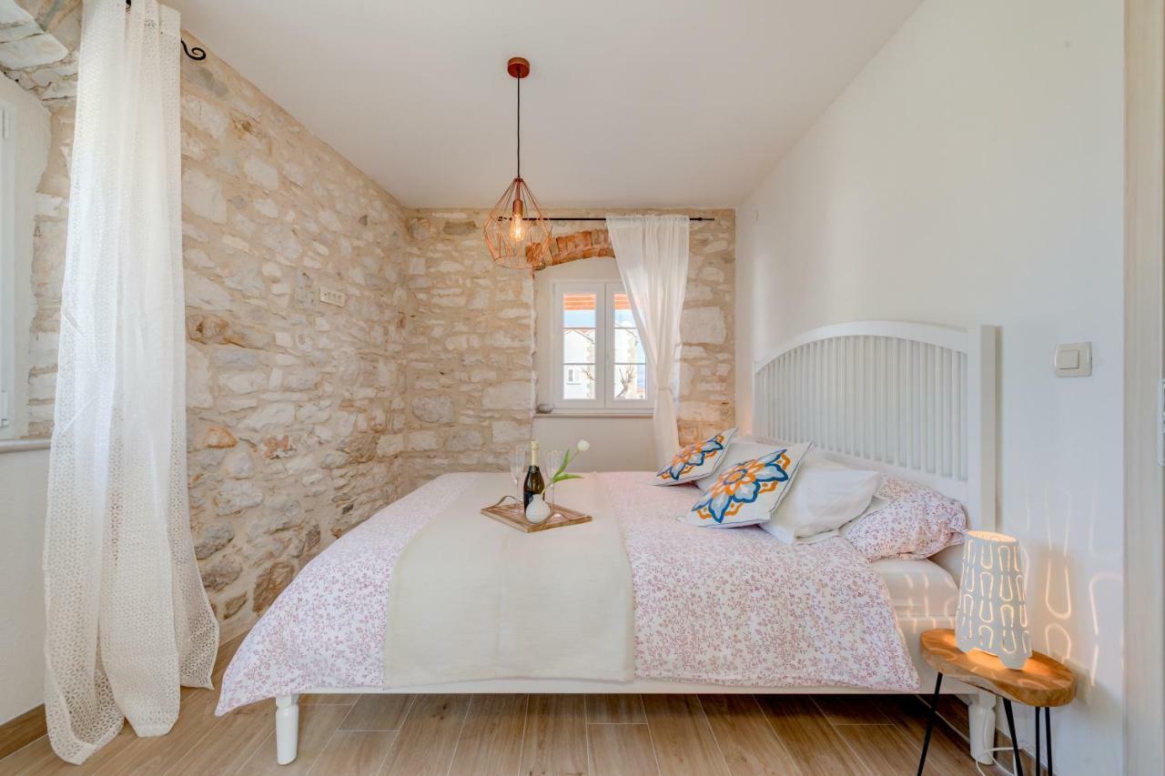 Holiday Home Rocca Супетар Екстериор снимка