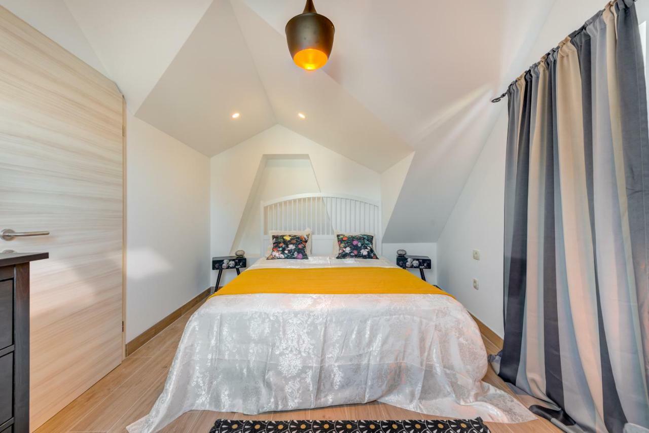Holiday Home Rocca Супетар Екстериор снимка