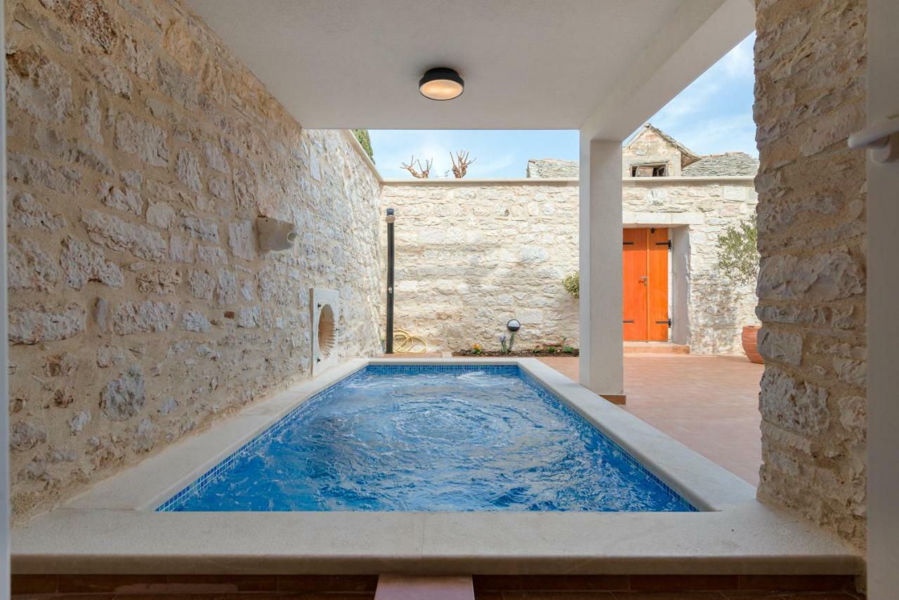 Holiday Home Rocca Супетар Екстериор снимка