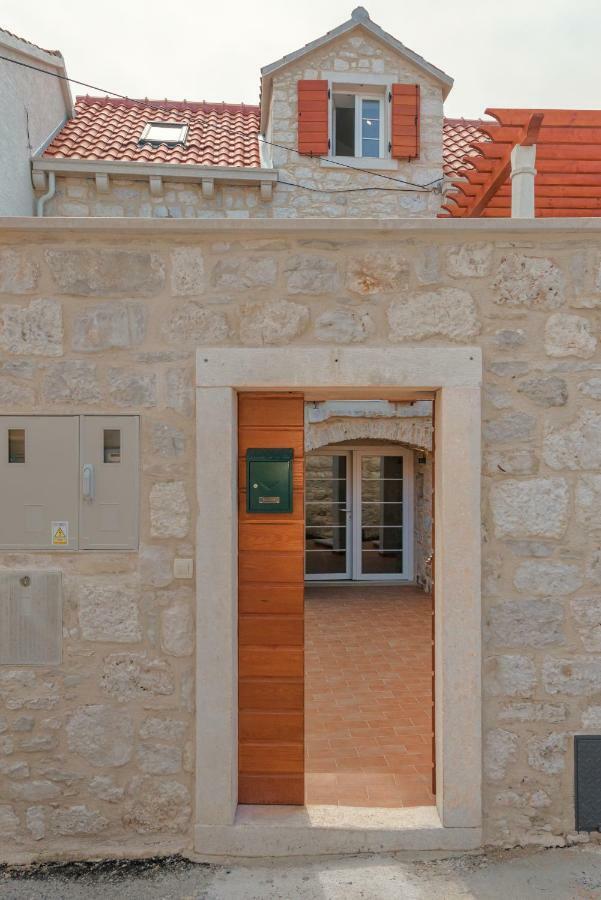 Holiday Home Rocca Супетар Екстериор снимка